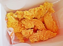 뽐뿌:자유갤러리 - 불타는 금요일엔 역시 치킨 아니겠습니까 ㅋ캬 콬 불타는 금요일엔 역시 치킨 아니겠습니까 ㅋ캬 콬