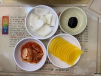 부산 보수동의 화상노포(華商老鋪) 동화반점 삼선짬뽕 - 뽐뿌:자유갤러리 부산 보수동의 화상노포(華商老鋪) 동화반점 삼선짬뽕