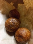 아침부터 도너츠 먹네요 - 뽐뿌:자유게시판 아침부터 도너츠 먹네요