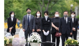 대통령실 김건희 비선논란에 다른 대통령 때도 오래편히 일한 분들... 김건희 비선논란에 다른 대통령 때도 오래편히 일한 분들 함께해..사적... 