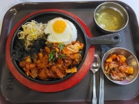 아울렛에서 밥먹으려다가 못먹을뻔 - 뽐뿌:자유갤러리 아울렛에서 밥먹으려다가 못먹을뻔