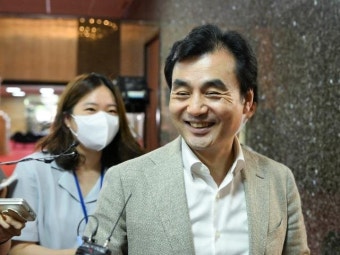 민주당 '전대 룰' 갈등 폭발...안규백 전격 사퇴 - 뽐뿌:정치/경제뉴스 민주당 '전대 룰' 갈등 폭발...안규백 전격 사퇴