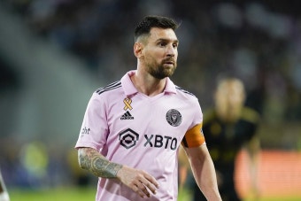 ‘축구의 신’ 메시-‘괴물 공격수’ 홀란 2파전? FIFA, 올해의 선수 후보 발표 - 뽐뿌:스포츠뉴스 ‘축구의 신’ 메시-‘괴물 공격수’ 홀란...