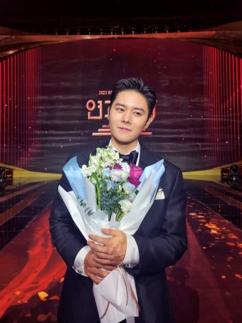 ‘고려거란전쟁’ 김동준, ‘KBS 연기대상’ 2관왕…감동의 수상 소감 ‘눈길’ - 뽐뿌:방송/연예뉴스 ‘고려거란전쟁’ 김동준, ‘KBS...