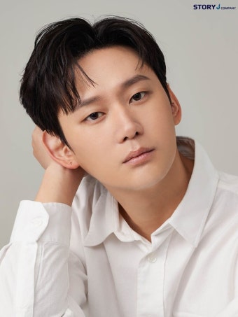 '미남당' 권수현, 서인국·김성철 소속사와 재계약 - 뽐뿌:방송/연예뉴스  '미남당' 권수현, 서인국·김성철 소속사와 재계약