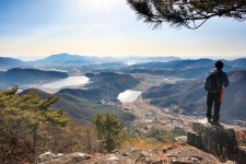 [주말산행｜경상도의 산｜천왕산 582.6m / 경남 고성군 고성읍... 6m / 경남 고성군 고성읍·대가면] 본래 이름 되찾은 고성의 주산이자, 조망...