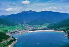 [6월의 명산 | 남해 금산] 이성계 전설 간직한 최고 기도처 보리암 있어 < Season Special < 테마산행 < 기사본문 - 월간산 [6월의 명산 | 남해... 