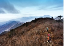 [10월 첫째 주 추천산행지ㅣ화악산] 경기 오악 중 으뜸 조망 명소 < 가을... 월간산 [10월 첫째 주 추천산행지ㅣ화악산] 경기 오악 중 으뜸 조망 명소