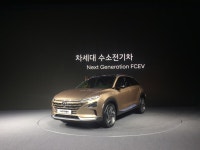 2세대 수소 전기차 내놓은 현대차 “토요타 넘는다” < 자동차 < 기업 < 기사본문 - 시사저널e 2세대 수소 전기차 내놓은 현대차 “토요타... 