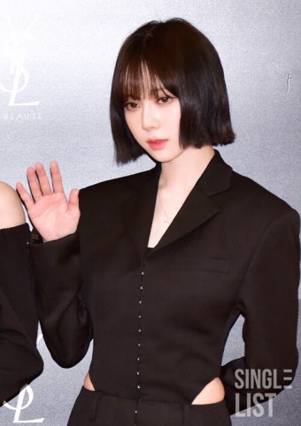 [포토] 에스파 윈터 '단아한 비주얼' < 포토 < 갤러리 < 기사본문 - 싱글리스트 [포토] 에스파 윈터 '단아한 비주얼'