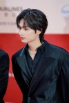 세븐틴 준, ‘상하이영화제’ 레드카펫...악역 '포풍추영' 초청 < 영화 < 문화 < 기사본문 - 싱글리스트 세븐틴 준, ‘상하이영화제’ 레드카펫...... 