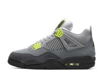 ブランド NIKE エアジョーダン4 レトロの通販 by same｜ナイキならラクマ - NIKE シューズ