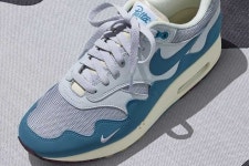 シューズ NIKE ナイキ エアマックス1 パタの通販 by もとはs shop｜ナイキならラクマ - NIKE AirMax 1 patta メンズ
