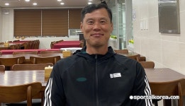 [GK클리닉] 슈퍼세이브 강사 신범철 코치, "유소녀 GK들 2~3배 더 배우고 노력해야" < 기타 < 국내...