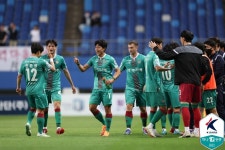 [K리그 포커스] ‘더 강력해진 버티는 힘’ 대전, 승격 의지 탄력 < K1,K2 < 국내축구 < 축구 < 기사본문 - 스포탈코리아 [K리그 포커스] ‘더... 