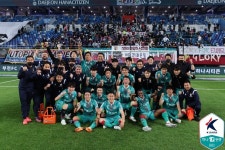 [K리그 포커스] ‘더 강해진 단합력과 추격’ 대전, 확실히 다른 ‘승격 의지’ < K1,K2 < 국내축구 < 축구 < 기사본문 - 스포탈코리아 [K리그... 