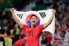 FIFA, 생일 황희찬에게 축하 메시지...한국의 월드컵 히어로!... 스포탈코리아 FIFA, 생일 황희찬에게 축하 메시지...한국의 월드컵 히어로!