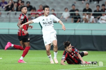 프로축구 전북, 코리아컵 8강서 서울 1-0 격파…2년 만에 준결승행 < 축구 < 기사본문 - 스포탈코리아 프로축구 전북, 코리아컵 8강서 서울 1-0...