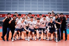 U-21 남자배구, 세계선수권 첫판서 캐나다에 3-2 역전승 < 배구 < 일반 스포츠 < 기사본문 - 스포탈코리아 U-21 남자배구, 세계선수권 첫판서... 