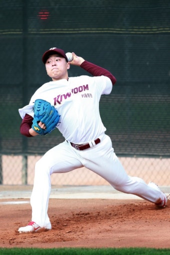 [KBO 시범경기] '6이닝 1실점 QS' 키움 이승호, 시범경기 첫 등판 호투 < 미분류 < 기사본문 - 스포츠니어스 [KBO 시범경기] '6이닝 1실점 QS...