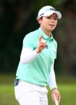 '단독선두' 지은희, 롯데 챔피언십 골프대회 우승시 받게 될 상금은? < 뉴스 < 종합스포츠 < 기사본문 - 스포츠니어스 '단독선두' 지은희, 롯데... 
