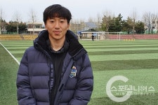청춘FC 출신 남동 오성진 안정환 감독, 우리와 차원이 달랐어... 스포츠니어스 청춘FC 출신 남동 오성진 안정환 감독, 우리와 차원이 달랐어