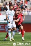 240413 하나은행 K리그1 2024 FC서울 VS 포항스틸러스 < 현장포토 < 기사본문 - 스포츠니어스 240413 하나은행 K리그1 2024 FC서울 VS... 