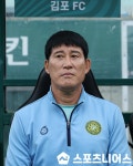 251011 하나은행 K리그2 2025 김포FC VS 서울이랜드 < 현장포토 < 기사본문 - 스포츠니어스 251011 하나은행 K리그2 2025 김포FC VS... 
