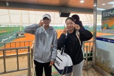 한국에서는 생소한 클레이코트 경험치를 선사 중인 ITF 바볼랏 안성주니어 < 국내뉴스 < 뉴스 < 기사본문 - 테니스코리아 한국에서는 생소한... 