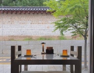 요즘 날씨에 가장 핫한 데이트 장소... 서울 서순라길 맛집 추천4 < 국내 여행 < 기사본문 - 여행톡톡 요즘 날씨에 가장 핫한 데이트 장소...... 