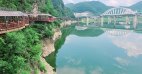 낭떠러지 감성 산책길 걸어보셨나요?!... 전망과 야경 모두를 만나는 코스 < 국내 여행 < 기사본문 - 여행톡톡 낭떠러지 감성 산책길... 