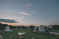 [기네스X스테이폴리오] < Stay < IDEA < 기사본문 - 트래비 매거진 자고로... 피드에 남겨놓고 싶은 여름 휴가란 이런 것 [기네스X스테이폴리오]