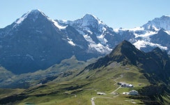 유럽의 정상, ‘진짜’ 융프라우를 만나는 법 < Feature < IDEA < 기사본문 - 트래비 매거진 유럽의 정상, ‘진짜’ 융프라우를 만나는 법