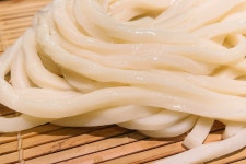 다카마쓰에서 반드시 가봐야 할 우동 & 해산물 맛집 4 < Dining < IDEA... 트래비 매거진 다카마쓰에서 반드시 가봐야 할 우동 & 해산물 맛집 4