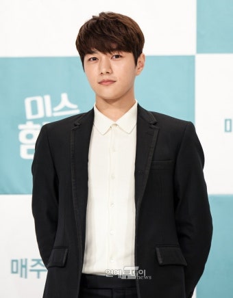'요즘 대세' 김명수, 국내 첫 단독 팬미팅 개최 < 연예 < 기사본문 - 연예투데이뉴스 '요즘 대세' 김명수, 국내 첫 단독 팬미팅 개최