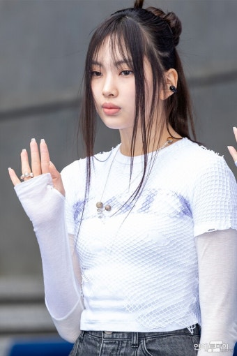 [today포토] 뉴진스(NewJeans) 혜인,’매력적인 립’ < 갤러리 < 기사본문 - 연예투데이뉴스 [today포토] 뉴진스(NewJeans) 혜인...