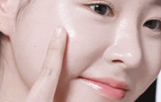 더스킨샵아이리스파워화이트닝썬크림에스피에프45피에이+++