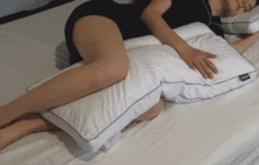 by 주식회사 디깅미인터내셔널 | wadiz 독일 브랜드어워드 2관왕 | 수면... 중심을 잡아주는 코어 필로우 by 주식회사 디깅미인터내셔널 | 와디즈