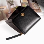Tory Burch | 토리버치 로빈슨 바이폴드 반지갑 88731-001 Tory Burch Robinson Bi-Fold Wallet 토리버치 로빈슨 바이폴드... 
