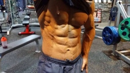커뮤니티 > 자유게시판 > 더워도 운동해야죠~
