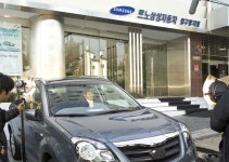 [르노삼성] 박해진, 르노삼성자동차 매장에서 QM5 판매 [르노삼성]  박해진, 르노삼성자동차 매장에서 QM5 판매