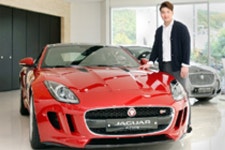 [KCC오토모빌] 박병호에게 재규어 F-TYPE 후원