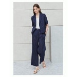 더아이잗 턱 디테일 와이드 팬츠 IN6A0SL39SG