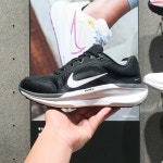 윈플로 11 (여성) 런닝 운동화 FJ9510-001