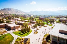 5 Things College Tour Guides Wish They Could Tell You | Her Campus 5 Things College Tour Guides Wish They Could Tell You