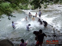 주말에 단체로 물놀이 다녀왔습니다..ㅎ 인증함유 - 뽐뿌:자유게시판 주말에 단체로 물놀이 다녀왔습니다..ㅎ 인증함유
