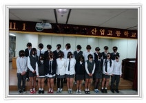 우리나라 10대 고등학교 중 하나의 입학, 졸업식 사진 - 뽐뿌:자유게시판 우리나라 10대 고등학교 중 하나의 입학, 졸업식 사진