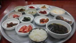 부산대정문 5000원 밥상! - 뽐뿌:모바일갤러리 부산대정문 5000원 밥상!