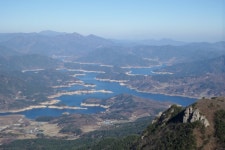 합천호 조망이 시원했던 합천 황매산(대병버스터미널-황매산-모산재-덕만주차장-대병버스터미널) 2015년 12월 25일 - 뽐뿌:등산포럼 합천호... 