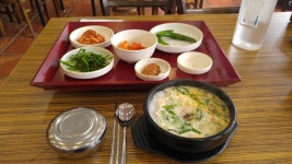 부산에선 역시 돼지국밥이죠.. - 뽐뿌:자유갤러리 부산에선 역시 돼지국밥이죠..